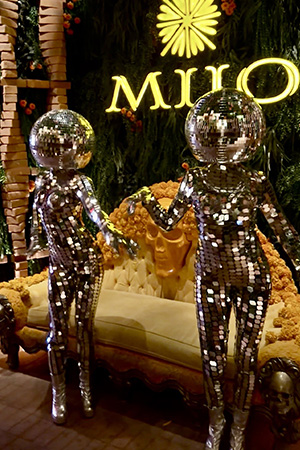 Disco Ball Head Dancers