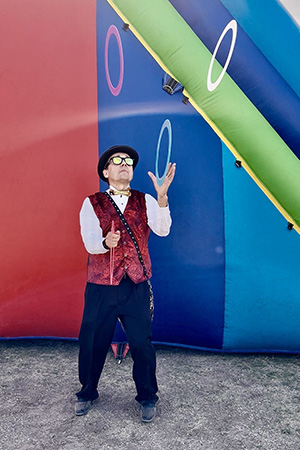 Juggler for Hire